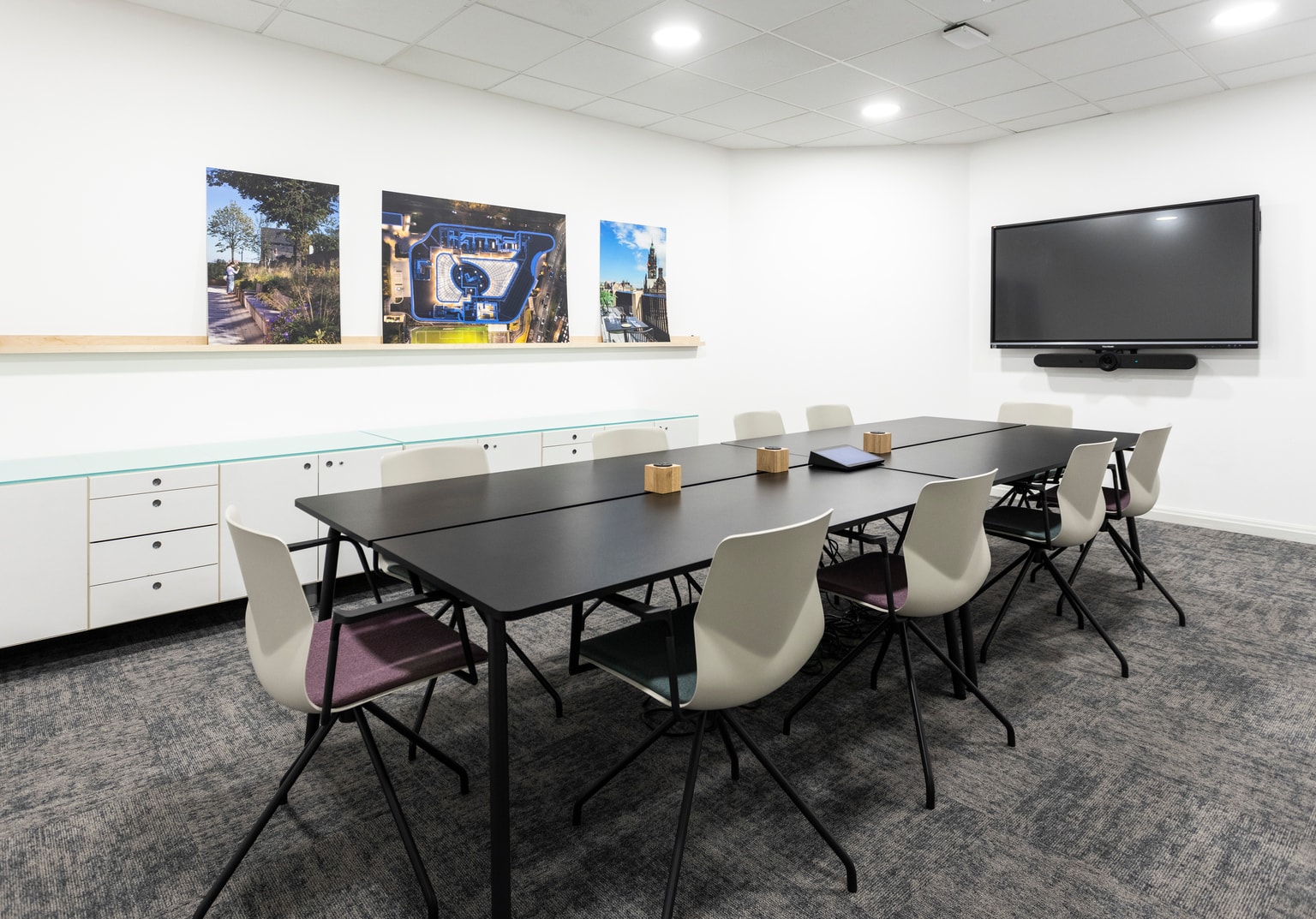 Image of HLM boardroom