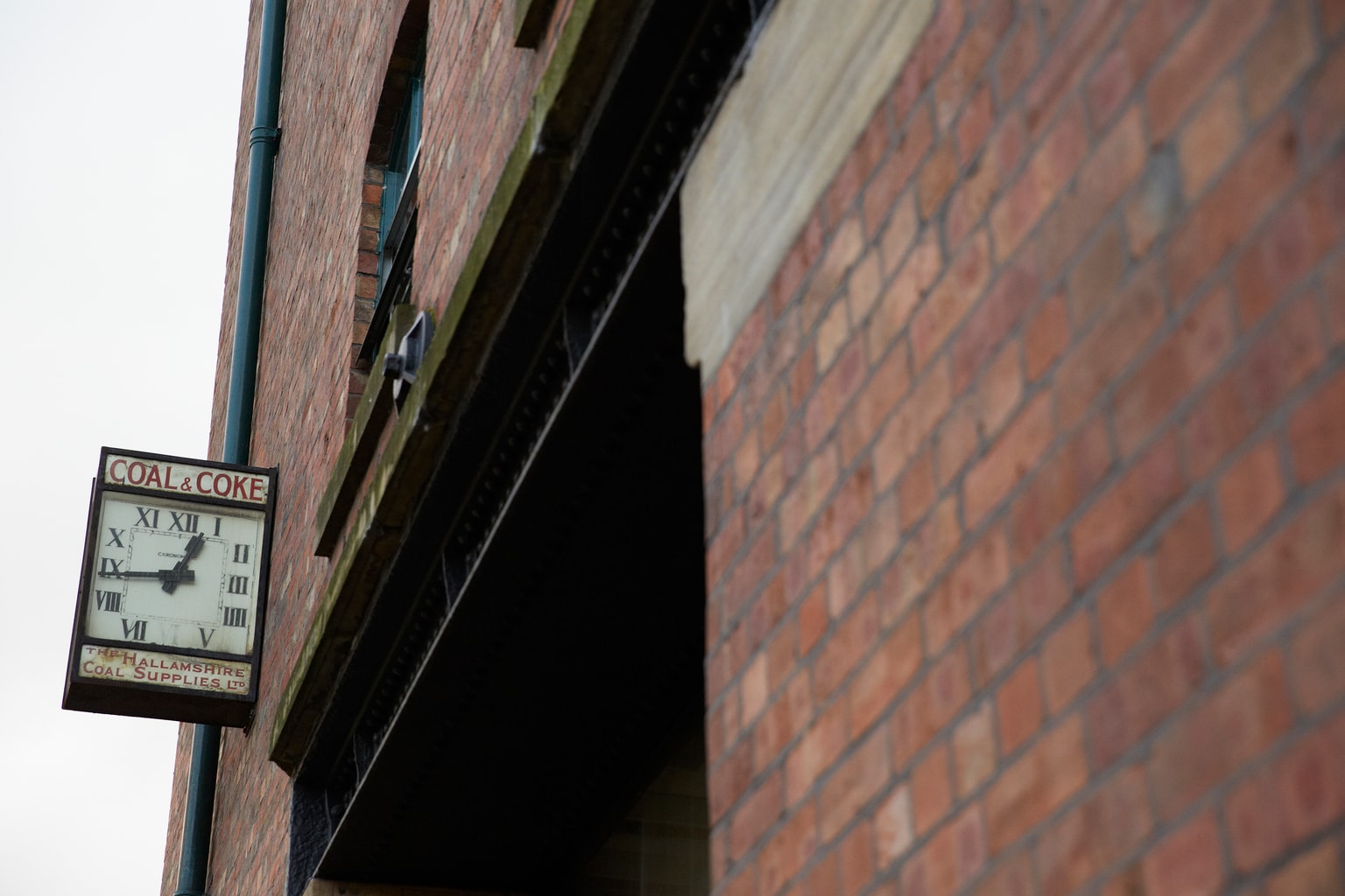 Images of transformed warehouse at Victoria quays into digital creative office space