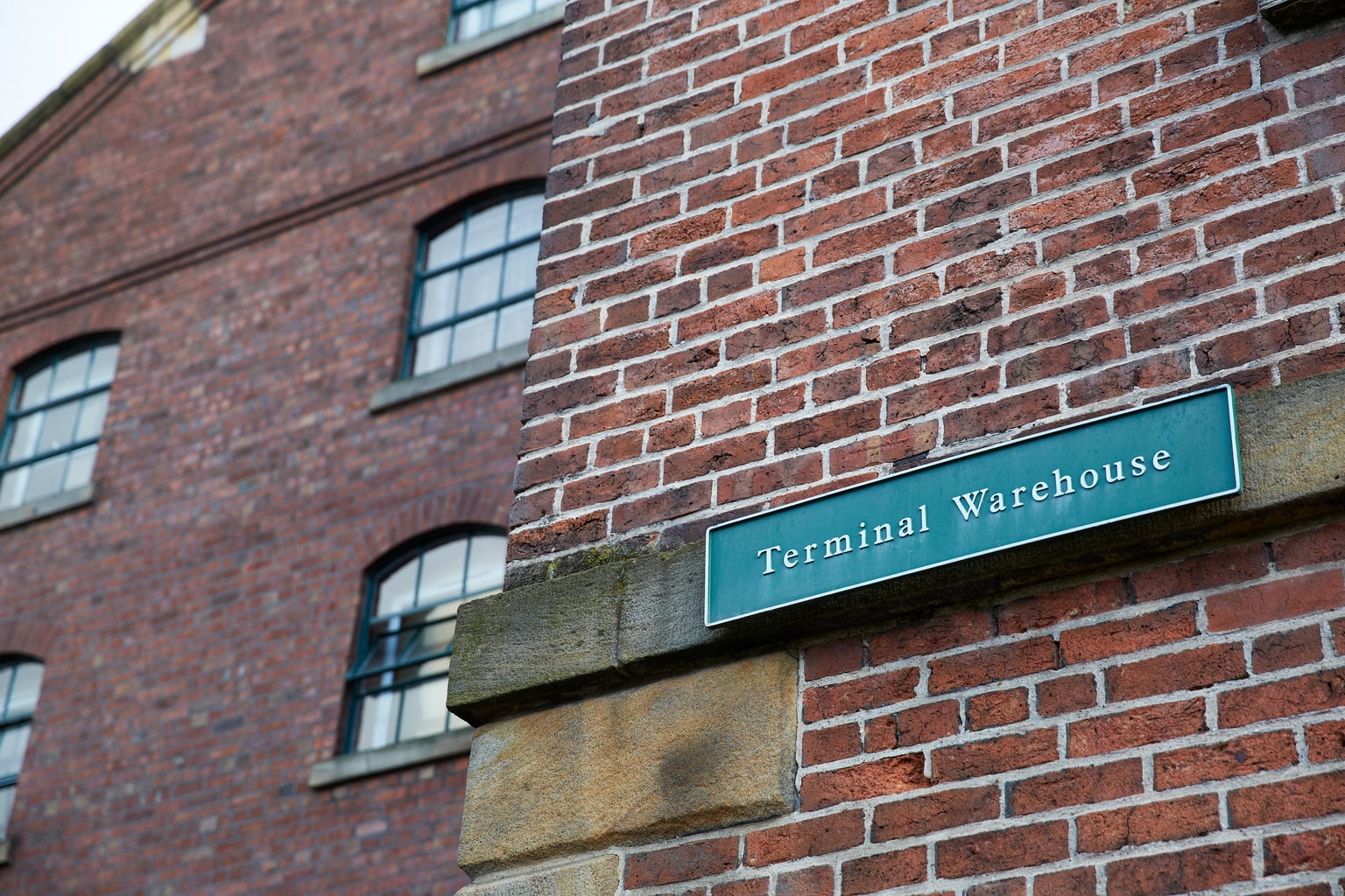 Images of transformed warehouse at Victoria quays into digital creative office space